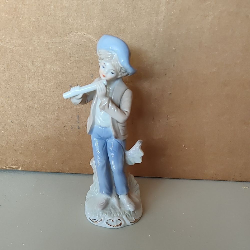 Charming Blue and Cream Figurine